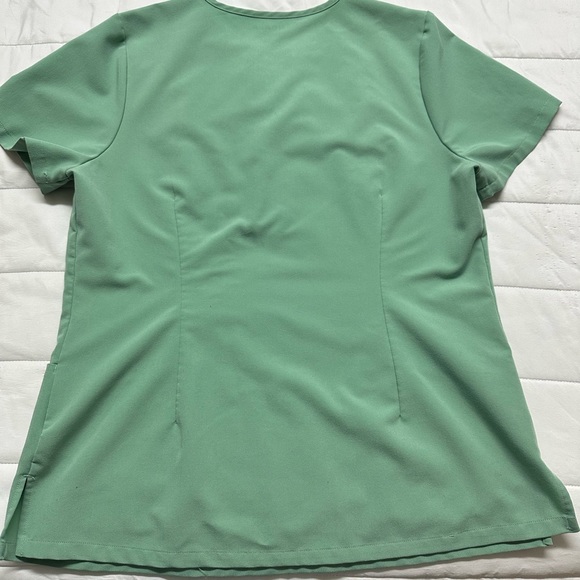 Scrub Top - Picture 3 of 3